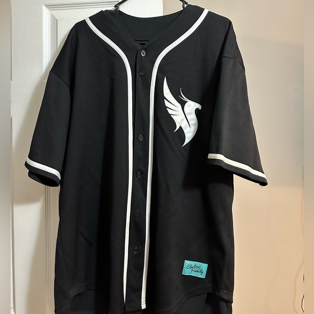 Illenium Jersey Black Electric Family Gem